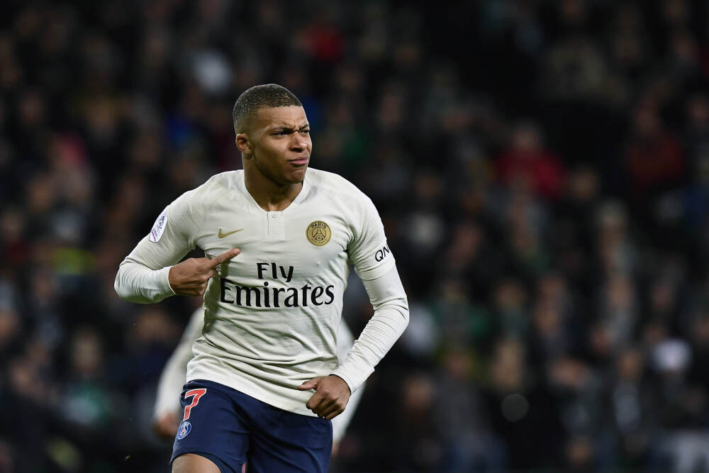 担忧物价和经济前景 更多美国人走进二手商店